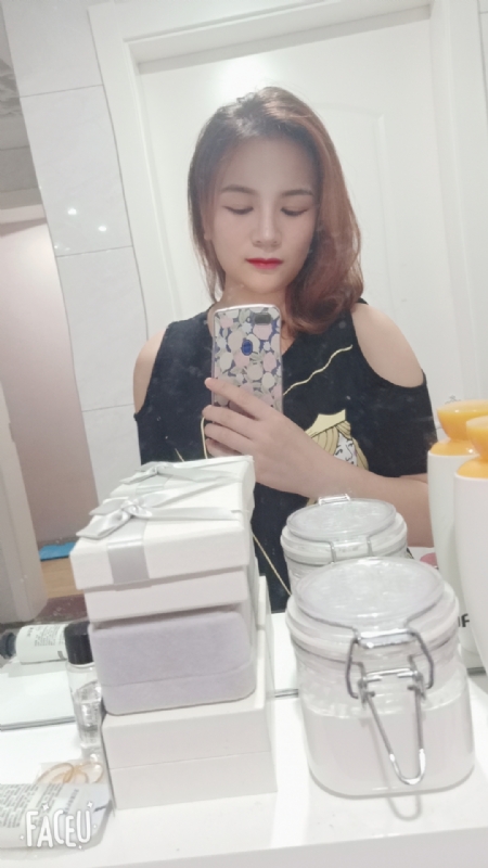 刘莲酥的第四张照片--泰州认干亲服务网